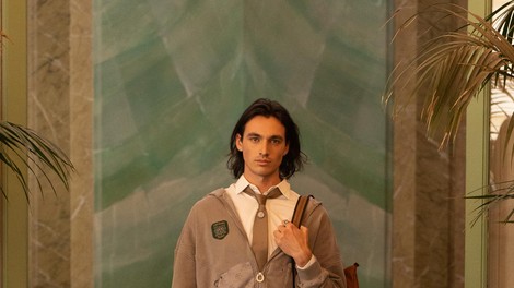 ALEXANDER STUDIOS with URBAN DIAMONDS Jewelry & FRAU SCHMETTERLING Bag