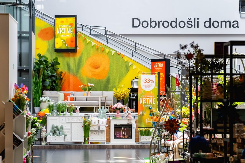 Tako bodo videti naše terase, balkoni in vrtovi to sezono! (trendi za 2026)