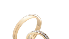 
                                                         Večnost v najlepši obliki: poročna prstana, ki nosita vajino zgodbo