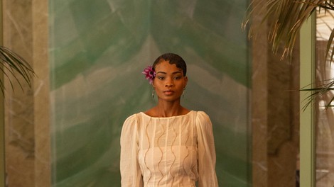 JIWYA With URBAN DIAMONDS Jewelry & INDUS THREADS Bag