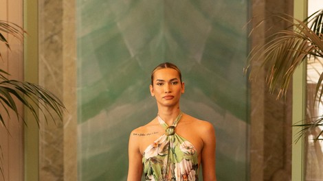 NUR KARAATA With INDUS THREADS Bag