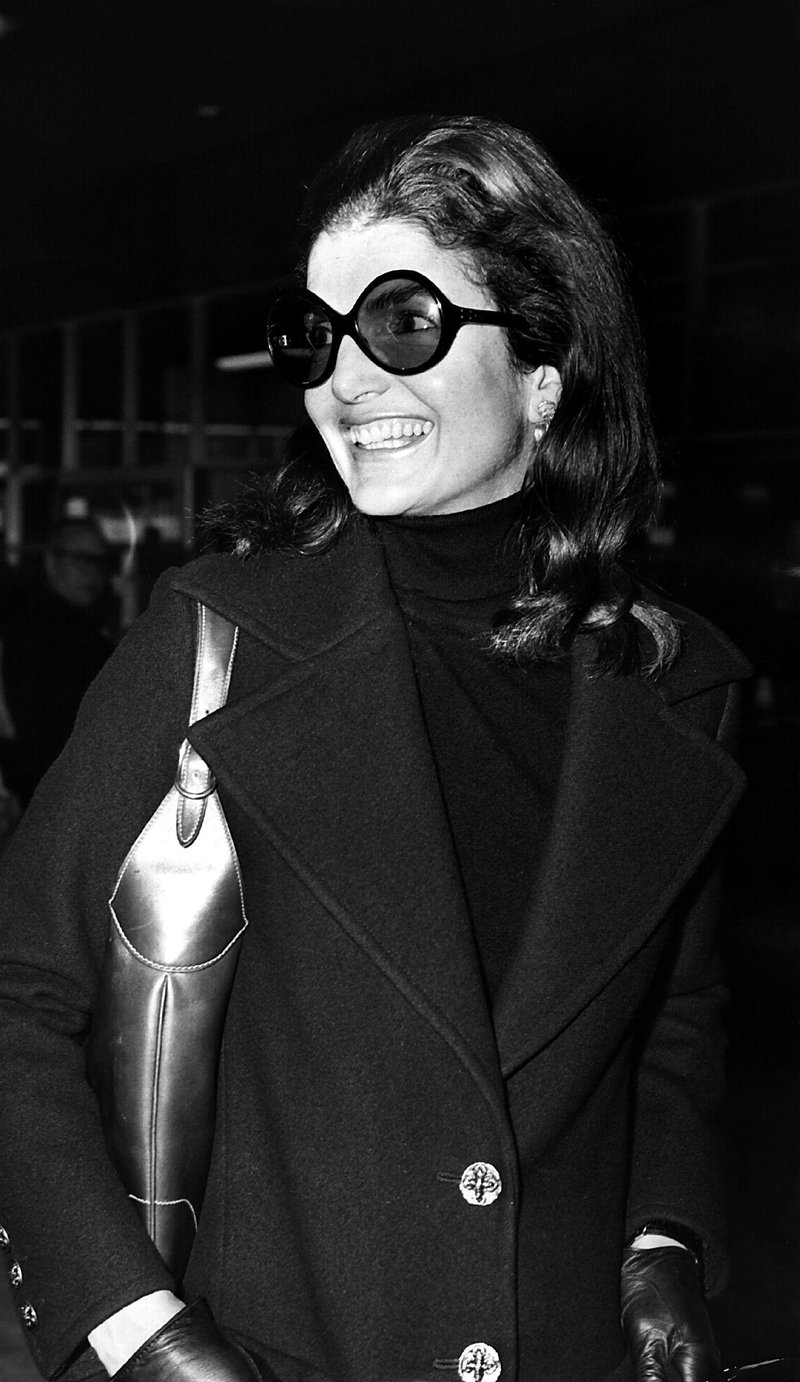 "It" dekleta prisegajo na najbolj opazen trend te sezone