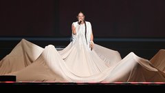 
                                                         Nina Pušlar Aria koncert Odiseja obleka