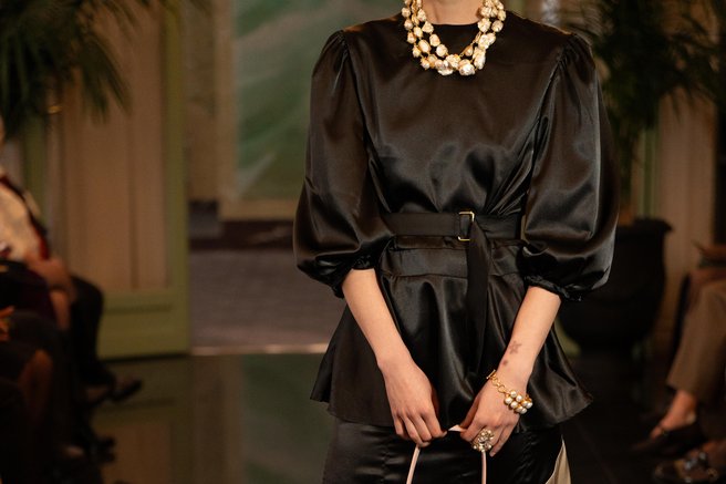 MAISON MOTEMA Bag with GRACE & CLYDE & TANIA CLAIRE AUSTRALIA Jewelry
