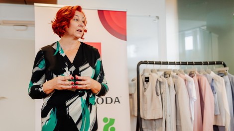 Stil naj prihaja od znotraj: projekt, ki opolnomoči ženske in odpira nove karierne poti