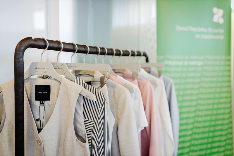 Stil naj prihaja od znotraj: projekt, ki opolnomoči ženske in odpira nove karierne poti