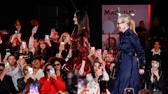 Anne Hathaway in Meryl Streep premiera film