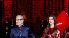 Anne Hathaway in Meryl Streep premiera film