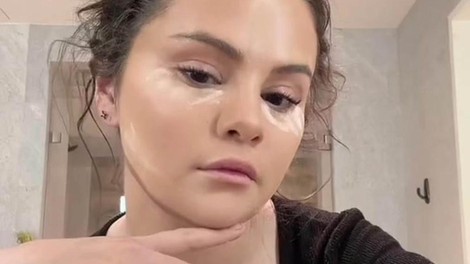 Napaka pri nanosu pudra, zaradi katere je koža videti starejša: to opozarjajo vrhunski mojstri ličenja