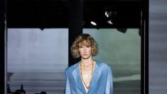 
                                                         Moda kot ogledalo. Answear odpira sezono SS26 z lastno modno revijo (GALERIJA)