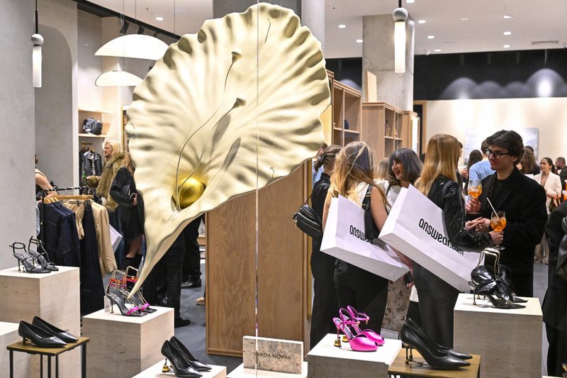 Moda kot ogledalo. Answear odpira sezono SS26 z lastno modno revijo (GALERIJA)