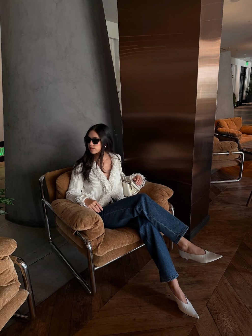 Nov teden je idealna priložnost za svežo dozo modnega navdiha. Če se tudi vi zjutraj pogosto znajdete pred omaro z …