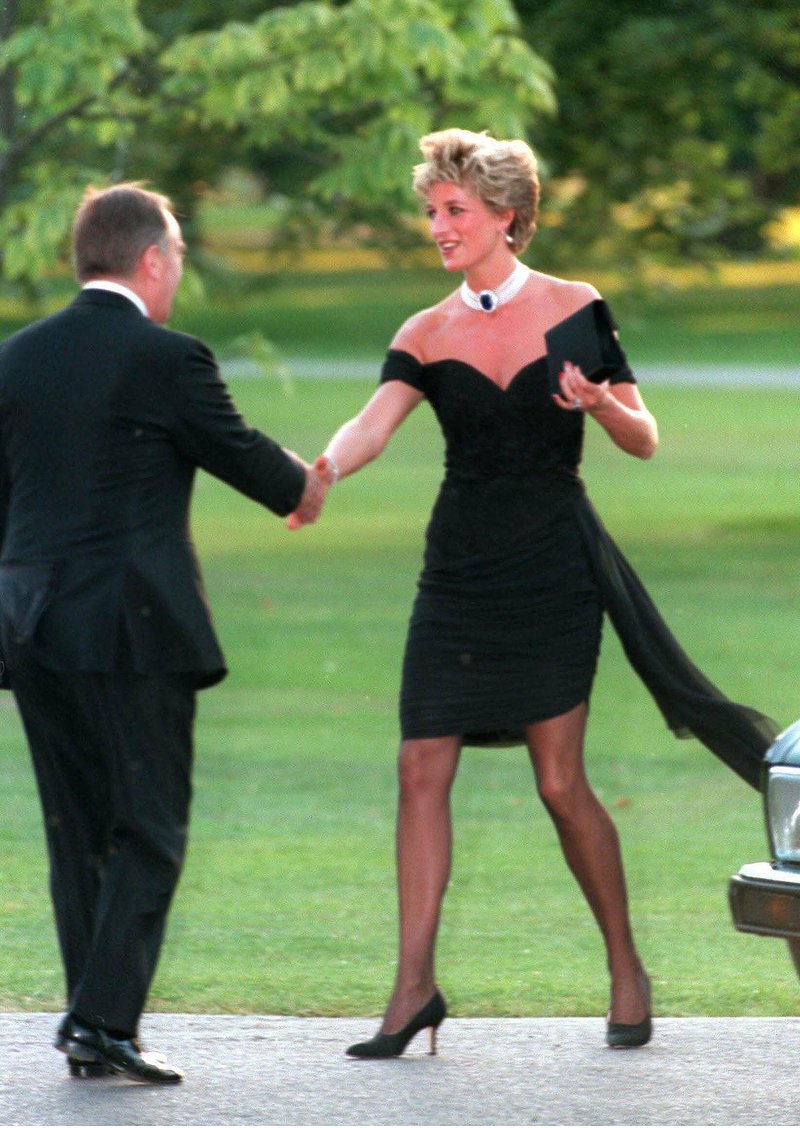 Skupno modno pravilo princese Diane in Carolyn Bessette, ki ju je spremenilo v stilski ikoni