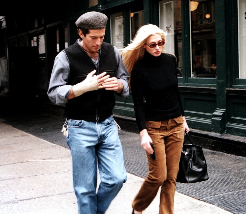 Skupno modno pravilo princese Diane in Carolyn Bessette, ki ju je spremenilo v stilski ikoni