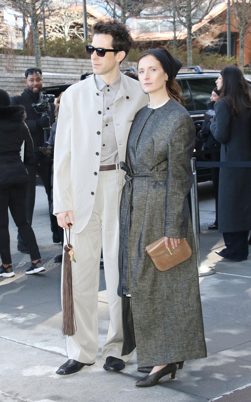 Nimajo vrtoglavo visoke pete in niso “hot”, a so najbolj zaželeni čevlji sezone