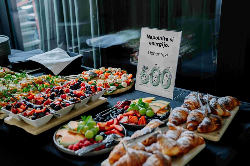 Novi HONOR 600 Lite sedaj na voljo tudi v Sloveniji