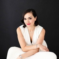 Spoznajte Alenko Ružič Jovović, lepotno strokovnjakinjo, ki sestavlja žirijo ELLE Beauty Awards 2026