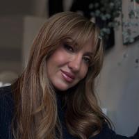 Spoznajte Romino Regvat, lepotno strokovnjakinjo, ki sestavlja žirijo ELLE Beauty Awards 2026