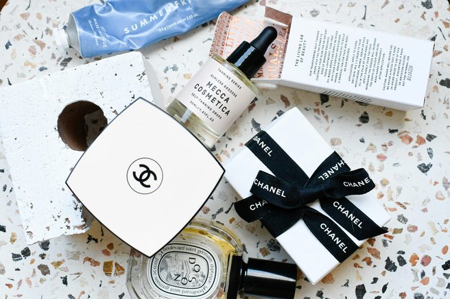 ELLE Beauty Awards podarja vrhunske lepotne izdelke: izberite svoje favorite!