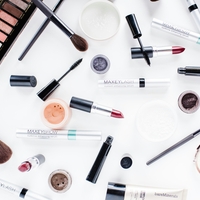 ELLE Beauty Awards podarja vrhunske lepotne izdelke: izberite svoje favorite!