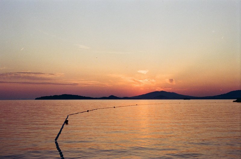 Novi jadranski festival, o katerem govorijo vsi – vrhunski program, cena pa preseneti!