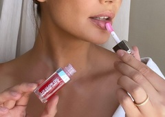 V dm je prispel popoln nadomestek ikoničnega Dior lip glossa, ki stane nesramno manj