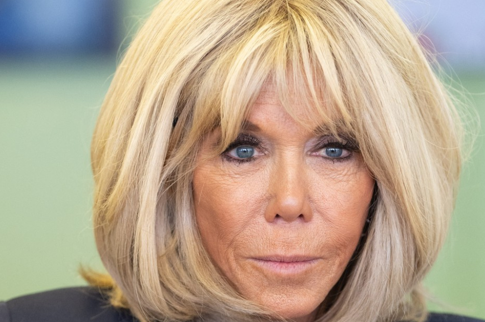 Brigitte Macron navdušila v Rimu: modna kombinacija, ki jo boste želeli posnemati (foto: Profimedia)