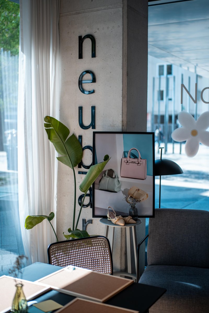 Saj ni res, pa je: ta veriga trgovin, v kateri smo že vsi nakupovali, pri nas praznuje 20 let!