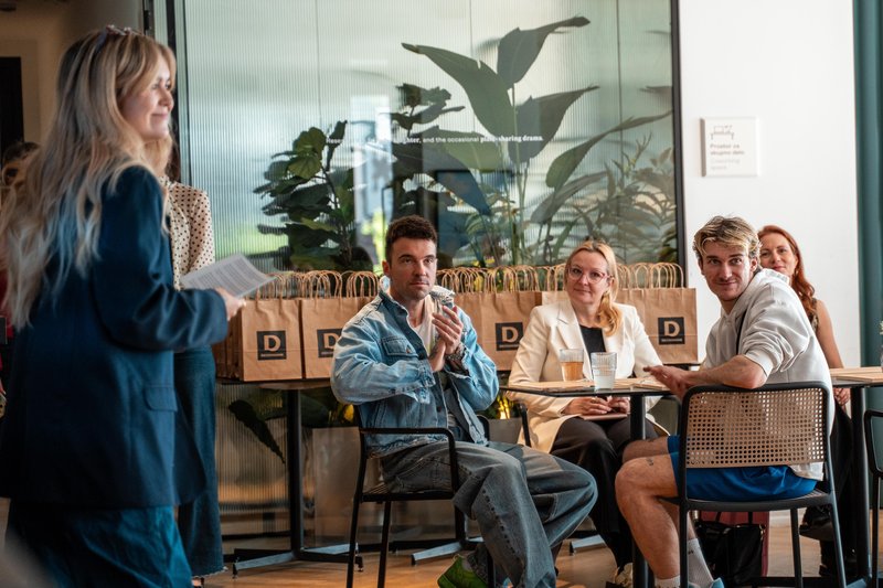 Saj ni res, pa je: ta veriga trgovin, v kateri smo že vsi nakupovali, pri nas praznuje 20 let!