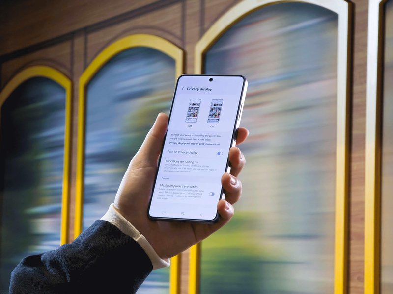 Letos na plažo z najboljšim telefonom