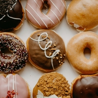 Vas spremlja neustavljiva želja po sladkem? Morda vam primanjkuje 4 bistvenih vitaminov