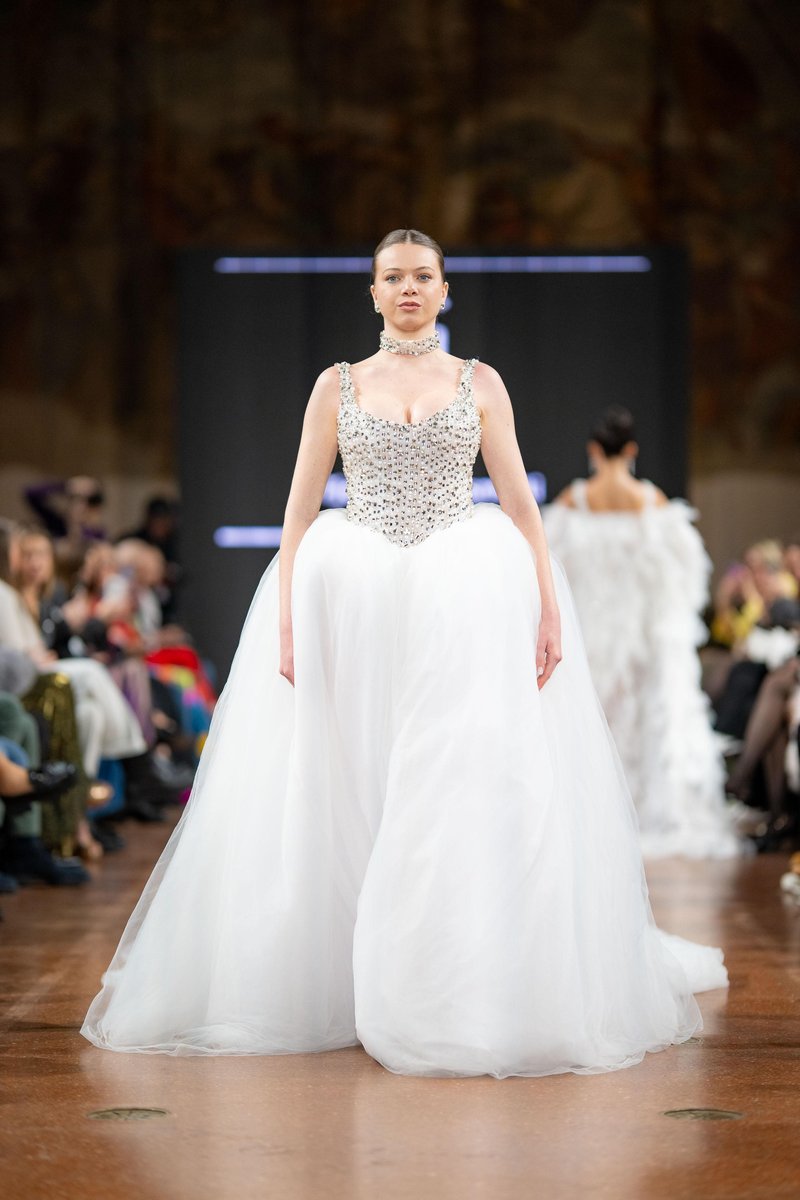 Paris Runway Official Exclusive: Spoznajte Infinity Fashion Week – dogodek, ki osvaja vse svetovne modne prestolnice