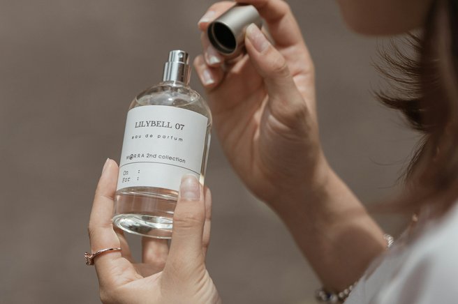 Če imate doma parfum, ki je star več kot 1 leto, morate obvezno preveriti to oznako