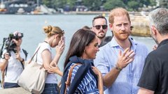 Meghan Markle bele teniske