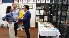 Meghan Markle bele teniske