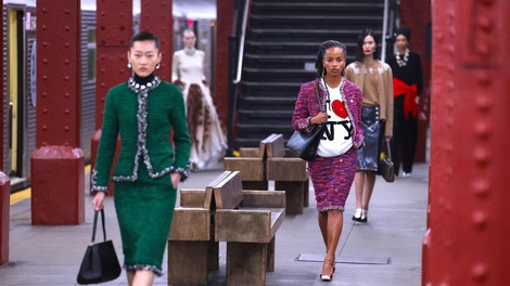 Chanel je nazaj v modo vrnil kos, ki so ga mnogi leta zasmehovali