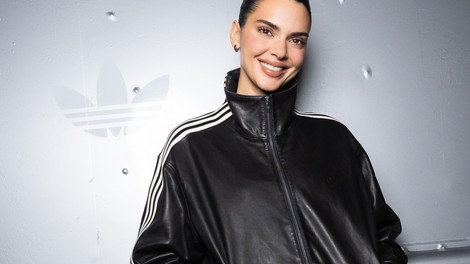 Brez nje ne gre nikamor: najljubša torbica Kendall Jenner je dostopnejša, kot si mislite