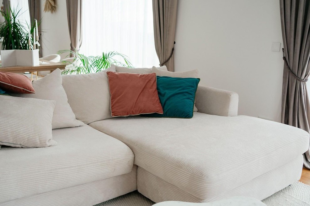 Takšni kavči povzročajo raka in bolezni ščitnice (tukaj je razlog, zakaj) (foto: Profimedia)