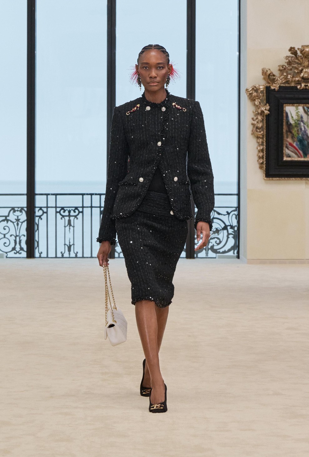 CHANEL Cruise 2026/27: poklon Coco Chanel in njeni modni revoluciji