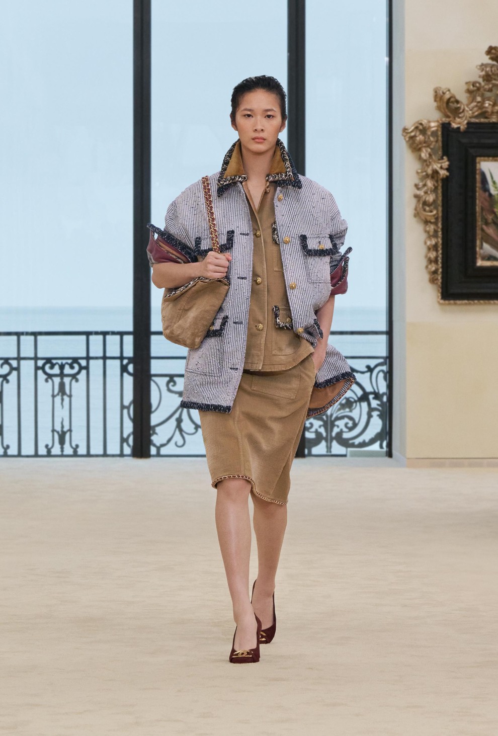 CHANEL Cruise 2026/27: poklon Coco Chanel in njeni modni revoluciji