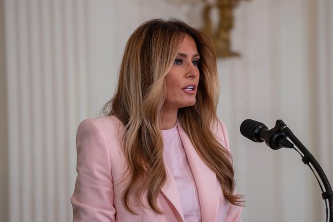 Že več let ima 62 kg in jé po pravilu "7": Melania Trump svojo vitko postavo dolguje tem nekaj trikom
