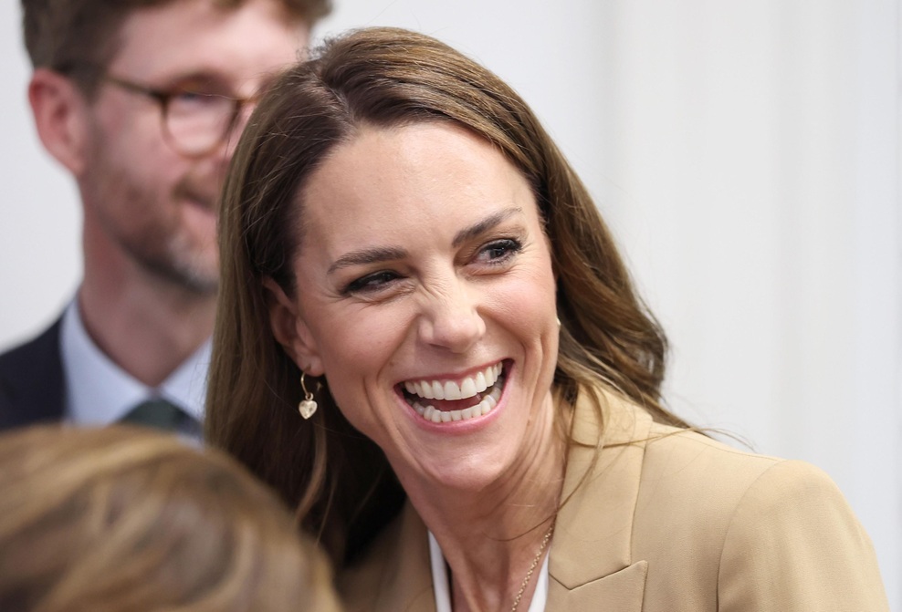 Skrivnost popolne polti valižanske princese: ta tekoči puder je nepogrešljiv del njene lepotne rutine (foto: Profimedia)