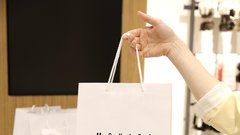 Na odprtju nove trgovine MOHITO v Cityparku je bilo vzdušje polno navdiha in poletnih vibracij (VIDEO reportaža)