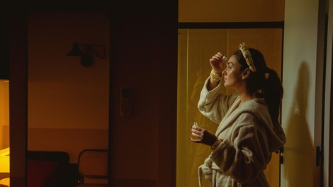 Lepotni ritual za telo, dom in počutje, ki prinaša občutek razkošja