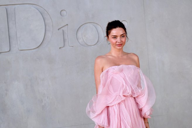 Prva vrsta Dior Cruise 2027: Videzi gostov, ki so nas očarali