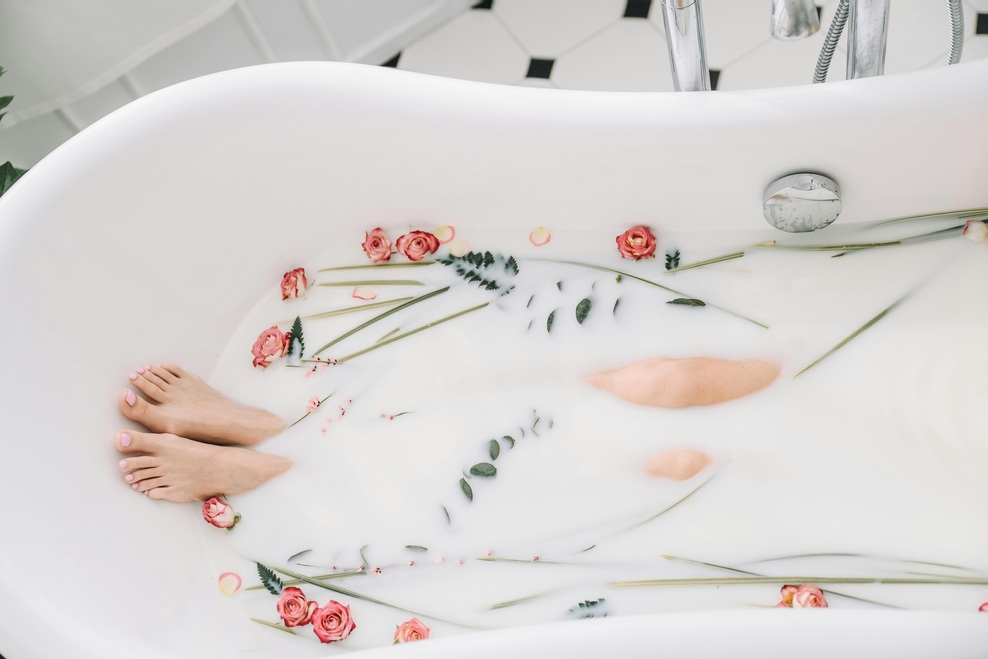 Zakaj so ta hip vsi obsedeni s parfumi z mlečnimi notami? (foto: UNSPLASH)