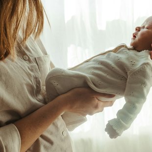Znanost potrdila: Ne inteligenca, temveč ta navada iz otroštva odloča o uspehu v življenju