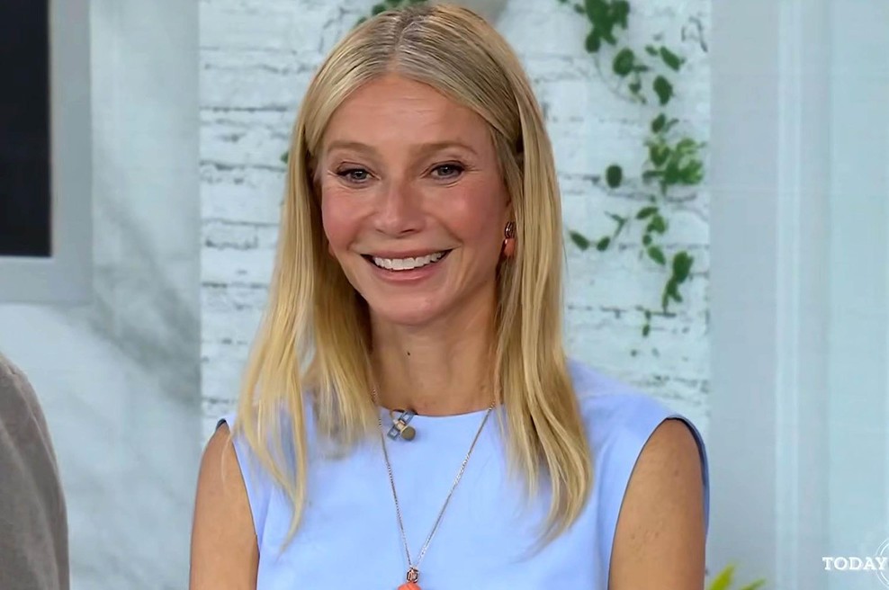Pri 53 letih osupnila v kopalkah, vsi pa še vedno kritizirajo to njeno potezo: Gwyneth Paltrow pobegnila na Sardinijo (foto: Profimedia)