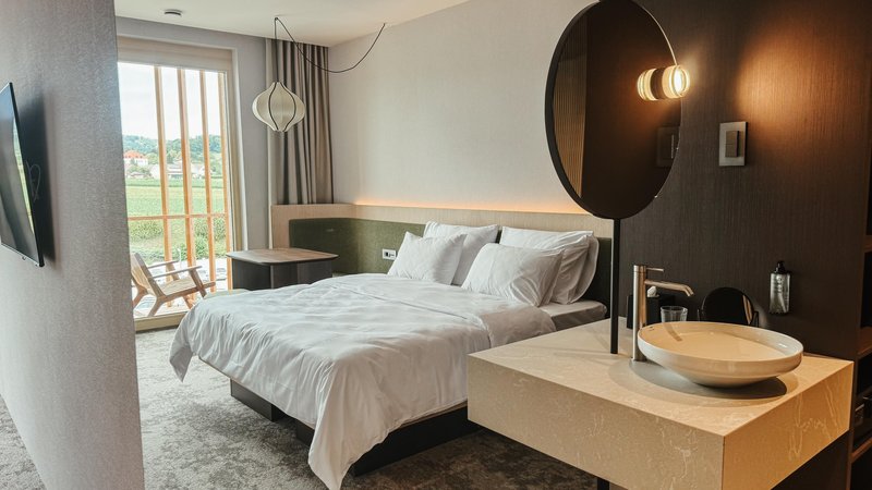 Nova destinacija za popoln oddih v Sloveniji: butični hotel, ki osvaja Posavje