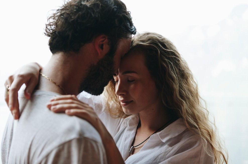 Kaj moški v resnici išče v odnosu z žensko? Strokovnjak razkriva neprijetno resnico (foto: Unsplash)